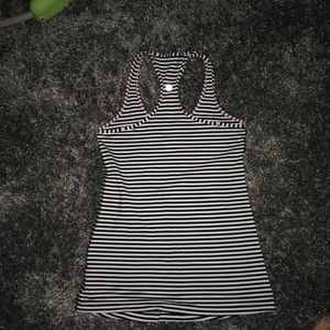 lululemon athletica Tops - Lululemon workout tip size 6 lululemon athletica Tops - Lululemon workout tip size 6